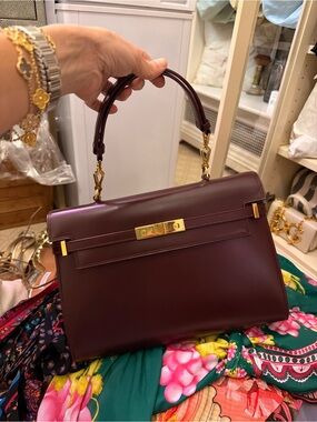 Saint Laurent Manhattan Top Handle Bag in Ultracalf Soft Leather - Hot Wine